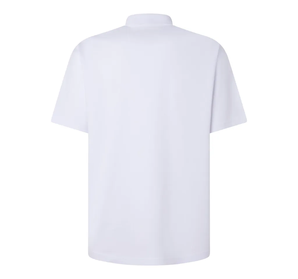 Polo-blanco-Dorso-scaled.webp