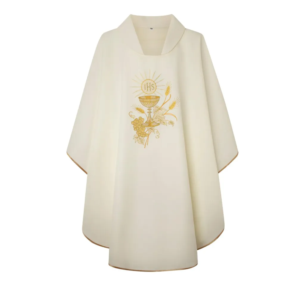 Casulla de sacerdote bordada
