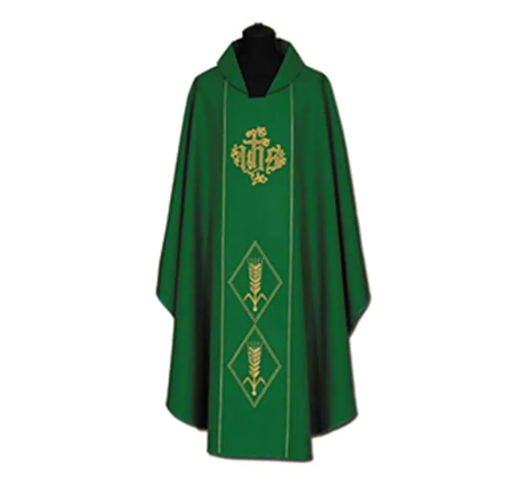 Casulla de sacerdote bordada