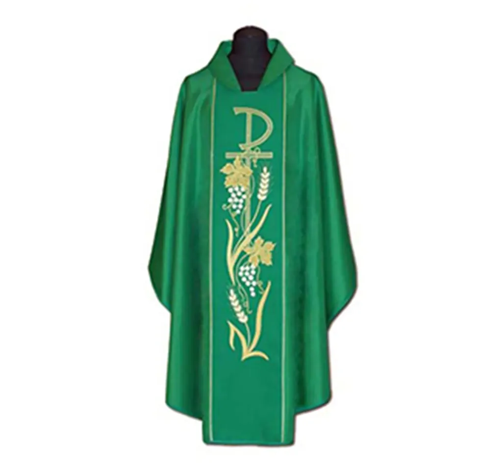 [1226] Casulla de sacerdote bordada