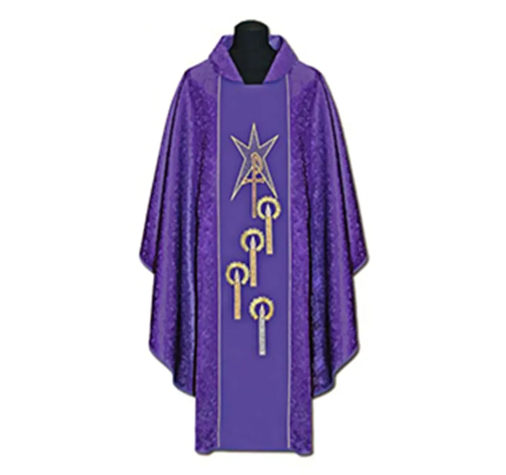 Casulla de sacerdote bordada