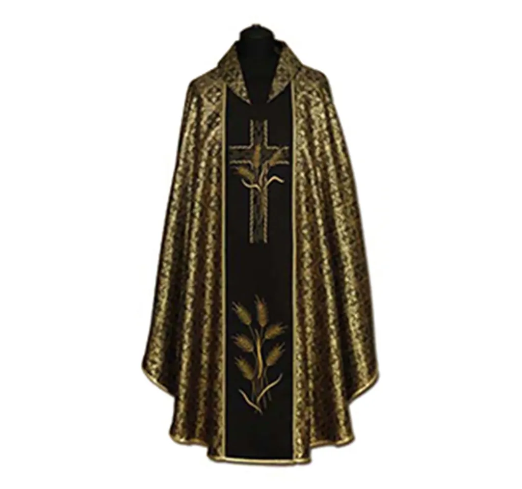 Casulla de sacerdote bordada