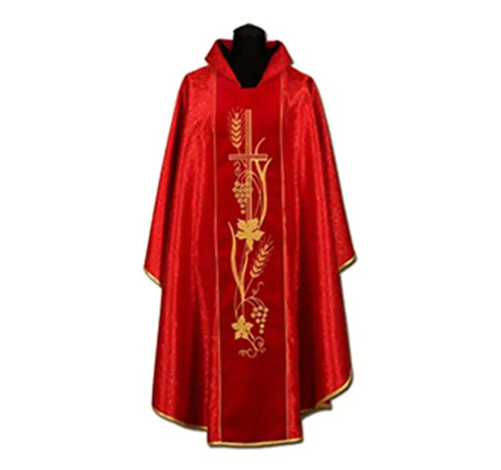 Casulla de sacerdote bordada