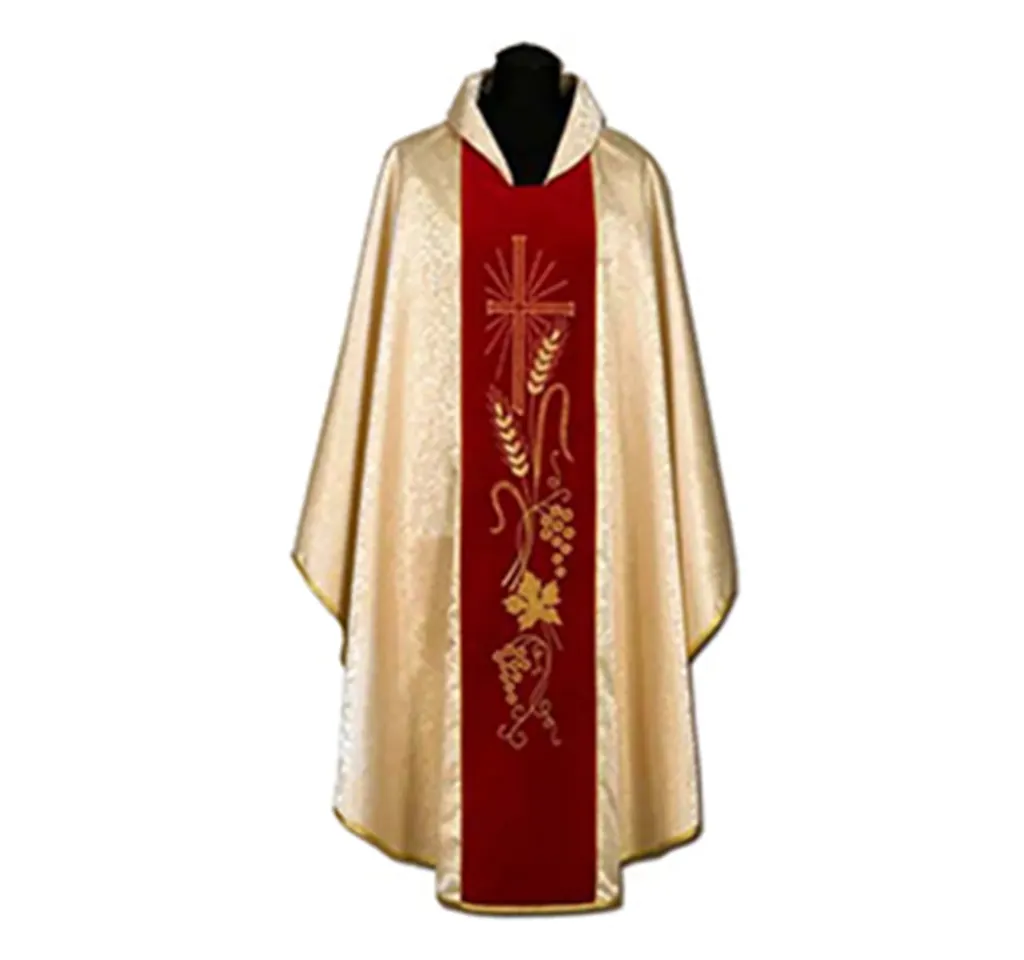 Casulla de sacerdote bordada