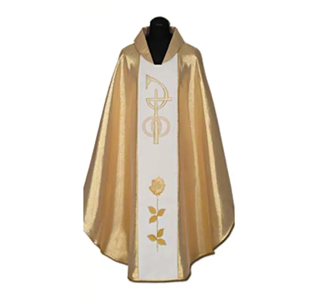 Casulla de sacerdote bordada