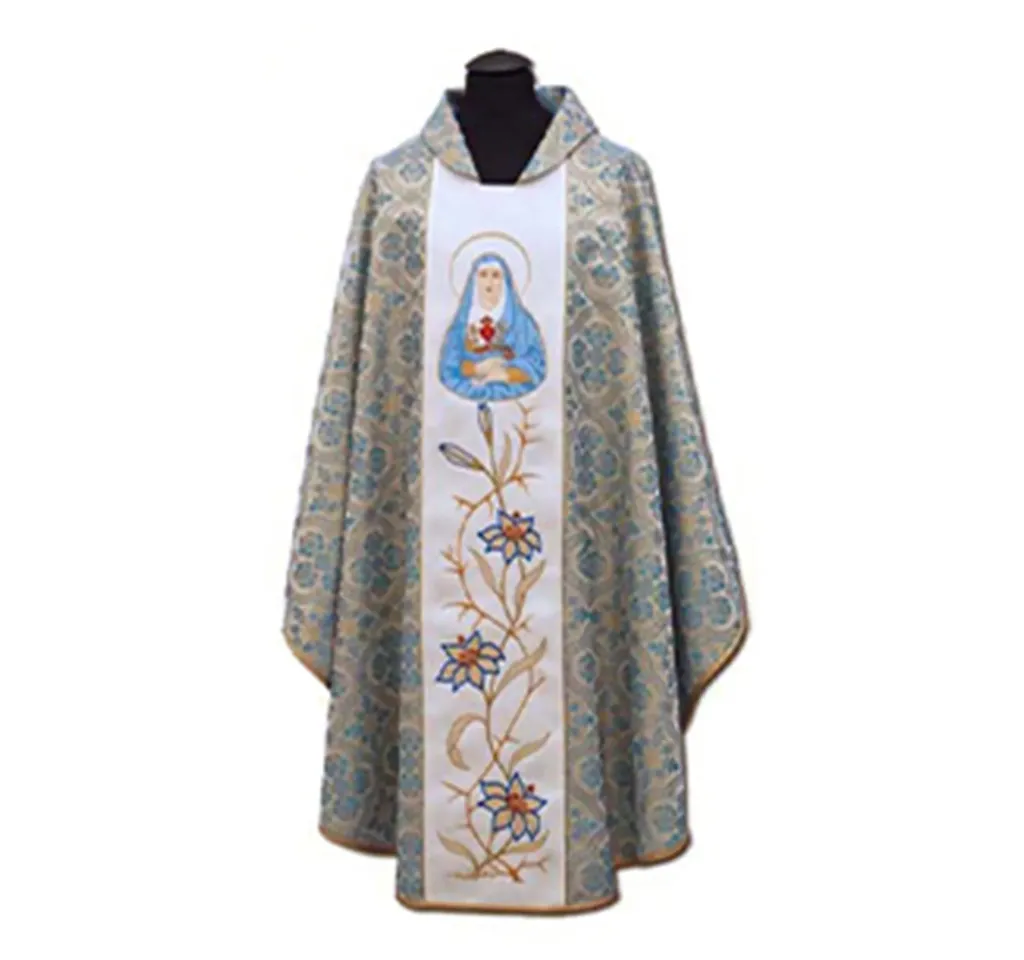 Casulla de sacerdote bordada