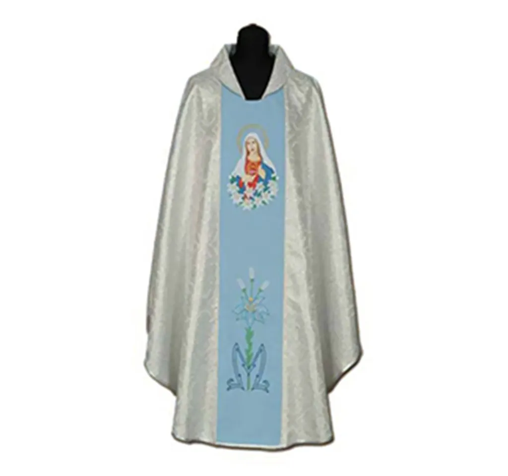 Casulla de sacerdote bordada