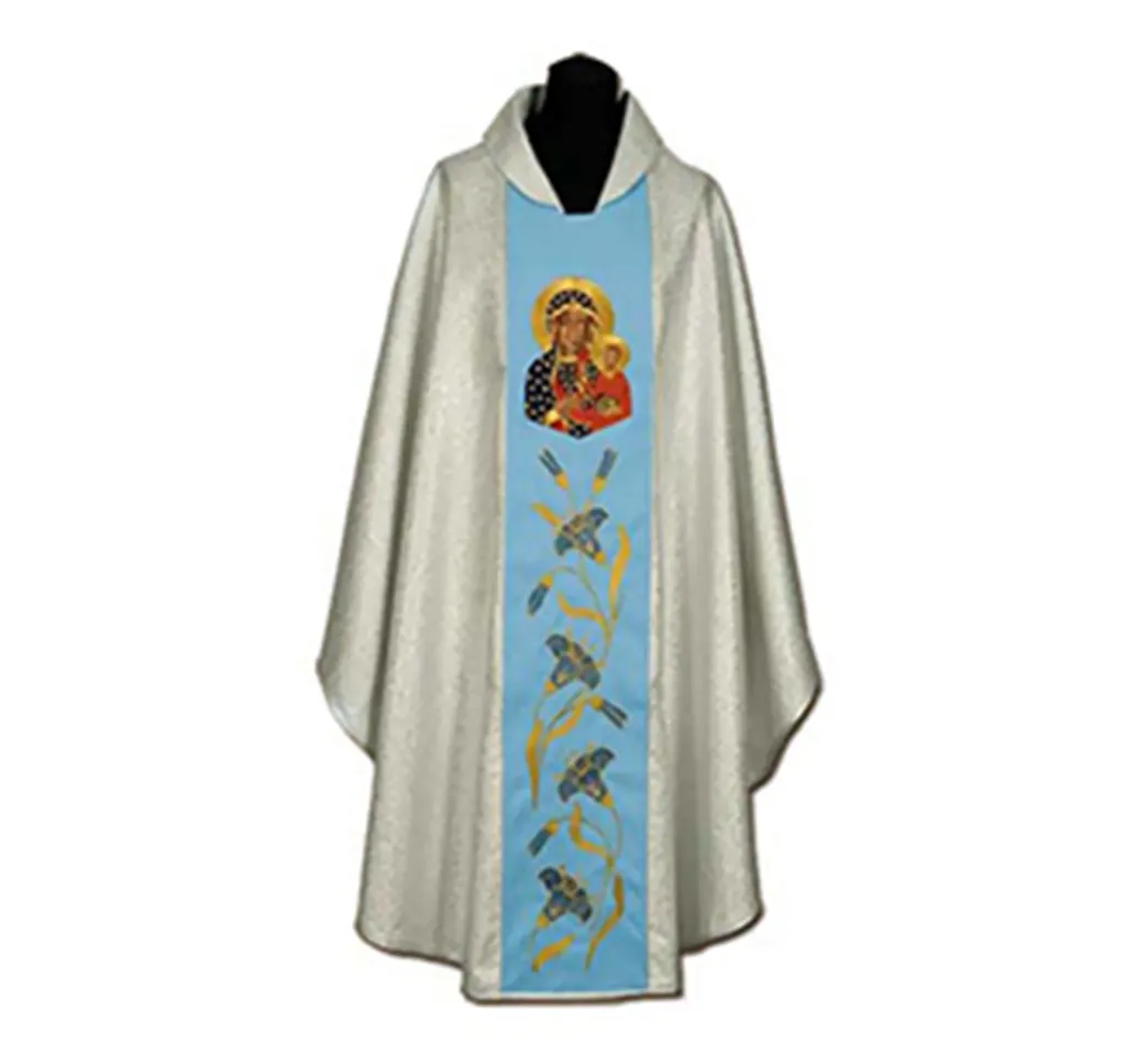 Casulla de sacerdote bordada