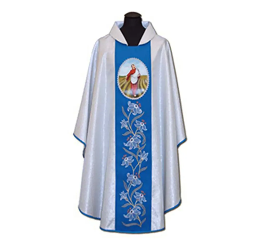 Casulla de sacerdote bordada