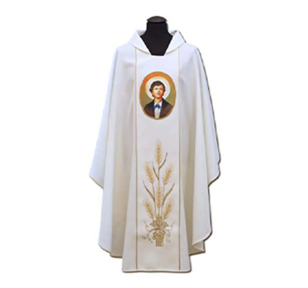 Casulla de sacerdote bordada