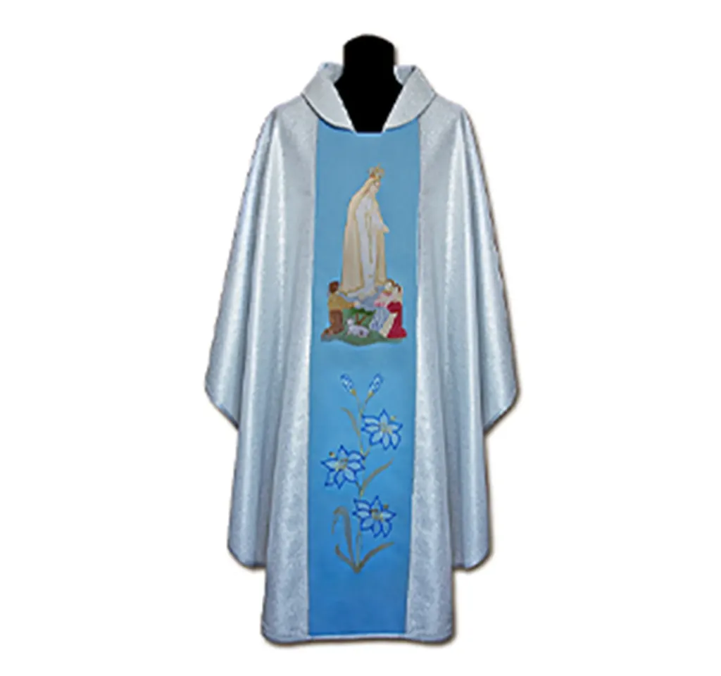 Casulla de sacerdote bordada