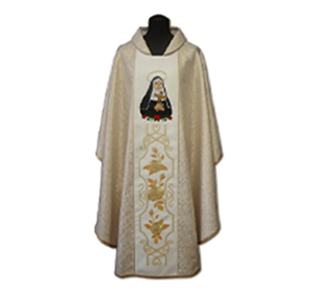 Casulla de sacerdote bordada