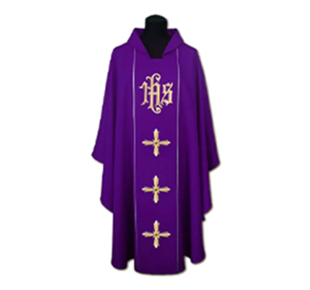 Casulla de sacerdote bordada