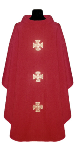 Casulla roja tres cruces