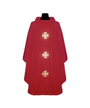 Casulla roja tres cruces