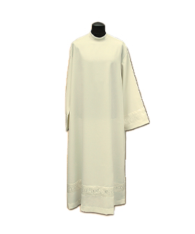 Alba sacerdote vainica crema patrón bordado