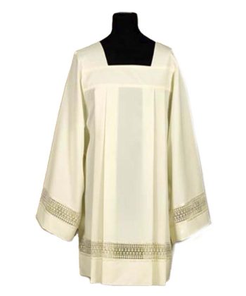 Roquete sacerdote vainica