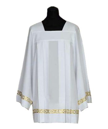 Roquete sacerdote bordado