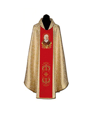 Casulla de sacerdote bordada