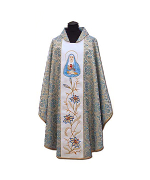 Casulla de sacerdote bordada